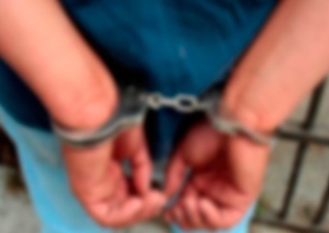 Homem que espancou ex e a sufocou com amoníaco com ajuda da mãe e irmão é preso em Manaus