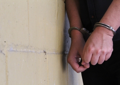 Tio é preso por estupro após atacar sobrinha de 11 anos no Alvorada