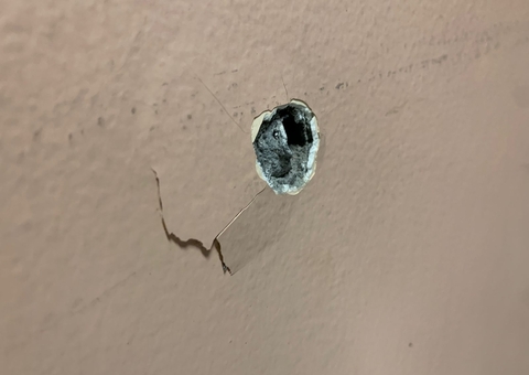 Após vigilante ser baleado, UEA suspende aula presencial