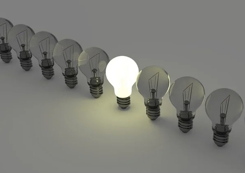 Senado aprova PL que devolve valores pagos a mais na conta de luz