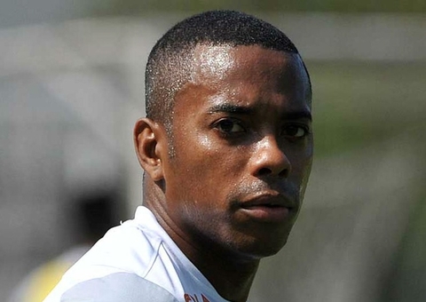 STJ vai transmitir ao vivo julgamento do ex-jogador Robinho
