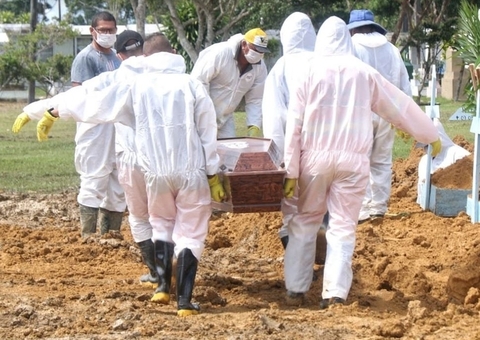 Cemitérios de Manaus registram 43 sepultamentos; 8 foram por Covid-19