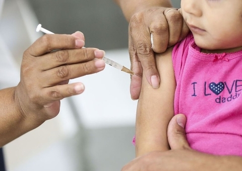 Pfizer antecipa a entrega de 600 mil doses de vacinas pediátricas