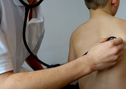 Crescem no país casos de SRAG em jovens e crianças, diz Fiocruz