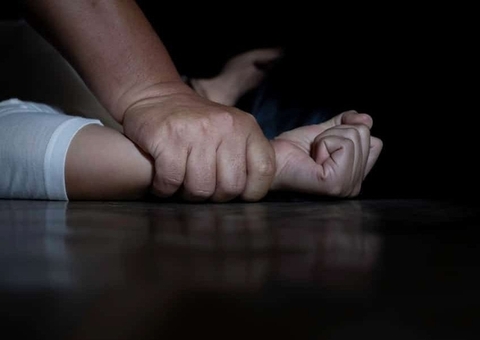 Homem é preso após estuprar ex-cunhada grávida ao lado de criança no Amazonas