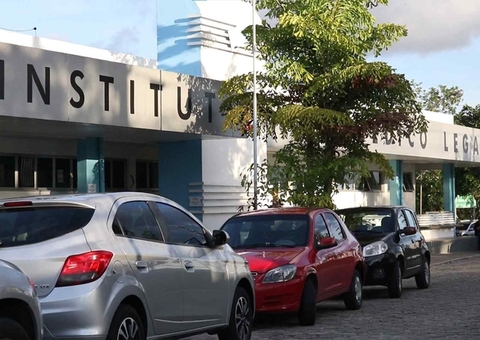 Jovem morre ao perder controle de moto e bater em muro na Cidade de Deus