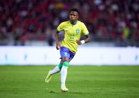 Arábia Saudita faz oferta bilionária a Vini Jr