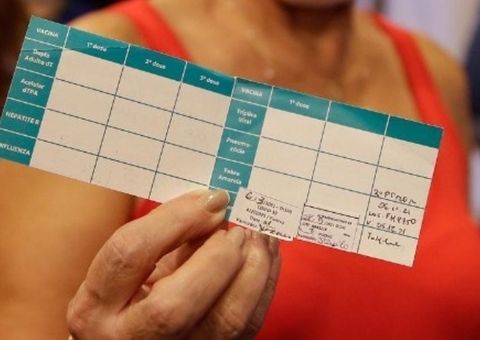 Governo muda regra que exige passaporte da vacina para entrar no país