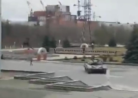 Após controle da Rússia, trabalhadores de Chernobyl atuam há 13 dias sem pausa