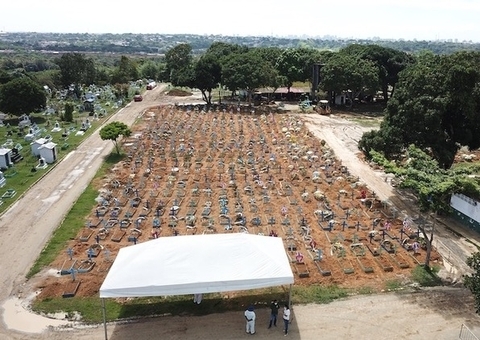 Cemitérios de Manaus registram 38 enterros nesta quinta