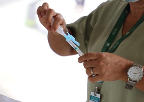 Anvisa aprova uso de vacinas bivalentes contra Covid, que combatem subvariantes