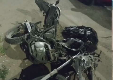 Homem morre em colisão com motociclistas que faziam 'grau' em Manaus 