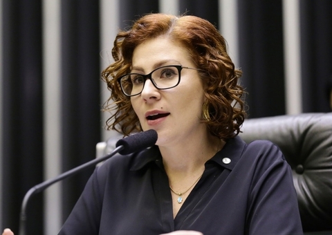 Carla Zambelli será extraditada "o quanto antes", afirma Lewandowski