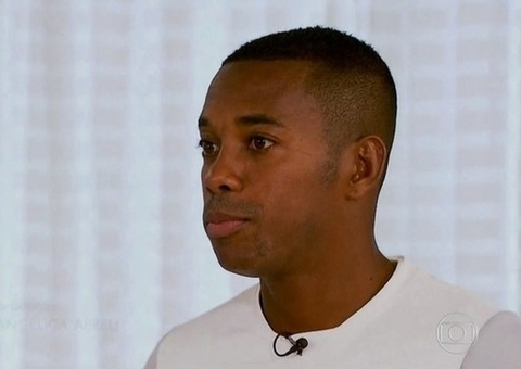 Defesa de Robinho pede liberdade do ex-jogador em novo recurso ao STF