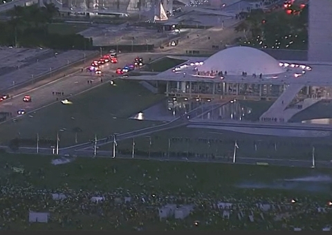 Torcidas organizadas querem ir a Brasília em defesa da democracia