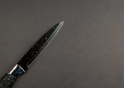 Homem que segurou adolescente indígena para irmão esfaqueá-lo é preso em Tabatinga