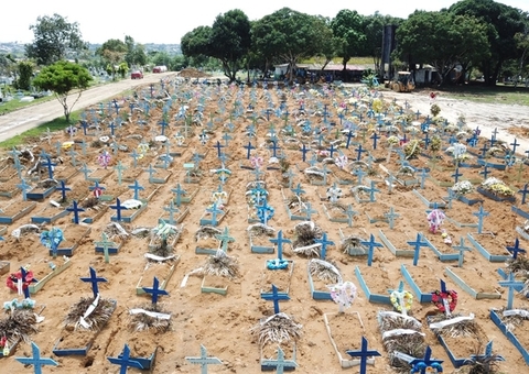 Manaus registra 23 enterros nesta segunda 