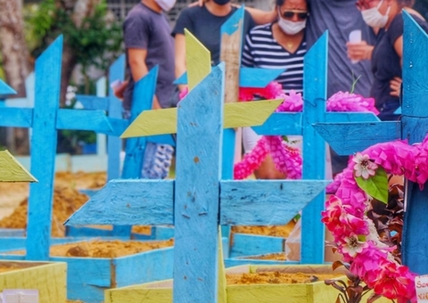 Cemitérios de Manaus têm 30 sepultamentos e uma morte por covid