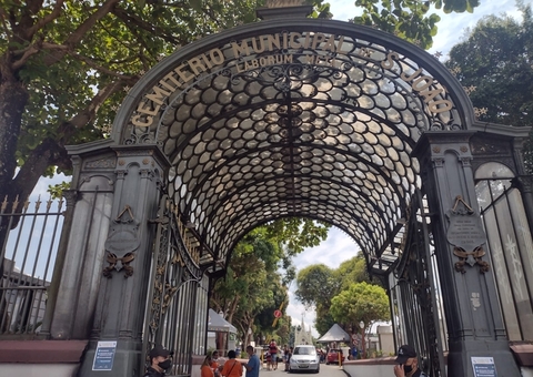 Manaus registra 36 enterros nesta quinta-feira