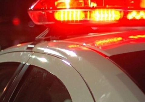 Homens são presos e adolescentes apreendidos por tráfico de drogas em Manaus