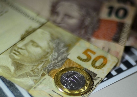 INSS começa a pagar hoje 13º antecipado; veja calendário