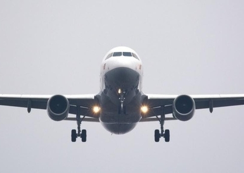 Pilotos e comissários decretam greve e voos podem ser prejudicados 