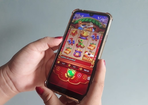 Filho de 12 anos agride mãe após ser questionado por gastar R$ 2 mil em jogo online