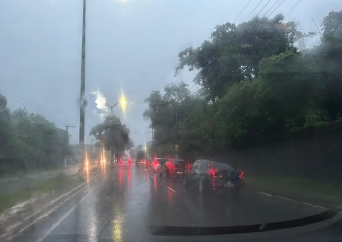 Inmet alerta para fortes chuvas em Manaus e 30 cidades do interior do Amazonas