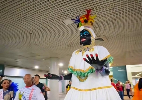 Chegada da Kamélia neste sábado abre oficialmente o Carnaval de Manaus