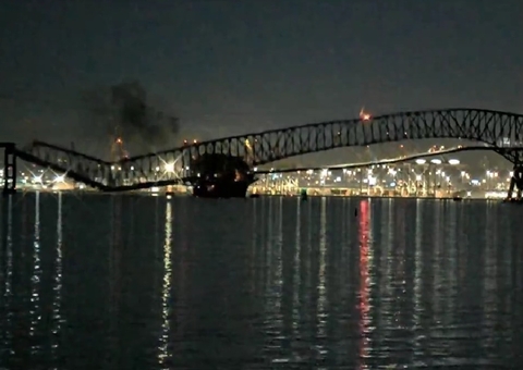 Tripulação segue presa em barco que derrubou ponte nos EUA há quase 2 meses