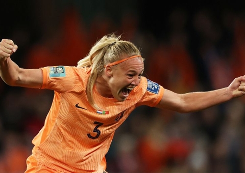 Holanda vence Portugal com gol validado pelo VAR