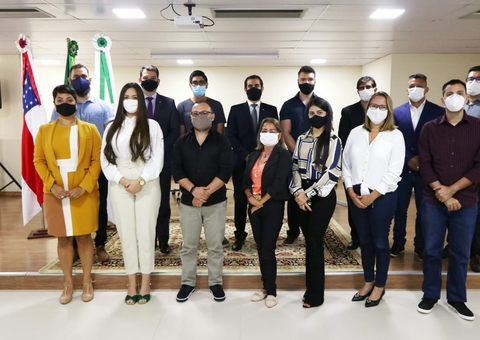 Defensoria dá posse a mais 12 novos servidores aprovados em concurso público