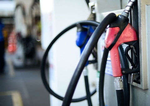 Governo zera imposto de importação de etanol e de alimentos básicos até o fim do ano