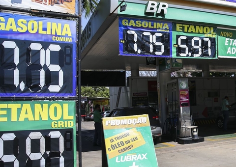 Câmara aprova PL que exige transparência em preços de combustíveis