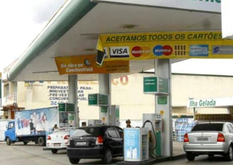 Compra de combustíveis em Maués atinge R$ 3,43 milhões