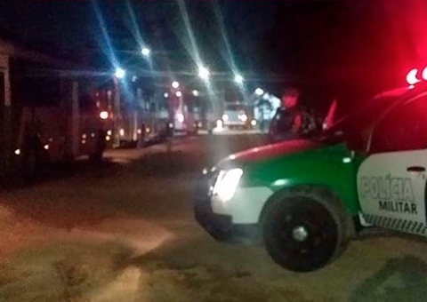 Suspeito é preso ao furtar portão de alumínio em Manaus