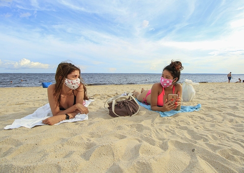 Praia da Ponta Negra estará fechada para banhistas neste feriado em Manaus