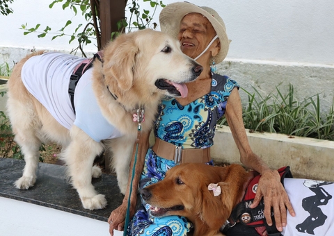 Manaus retoma projeto de ‘Terapia Assistida por Animais’ para idosos 