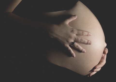 STF dá 5 dias para Bolsonaro e Ministério da Saúde explicarem cartilha antiaborto