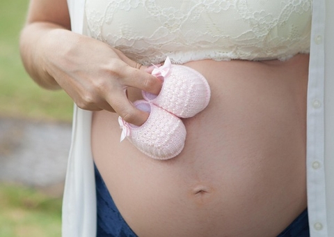 Embaixada dos EUA manda recado a brasileiras que vão ao país dar à luz
