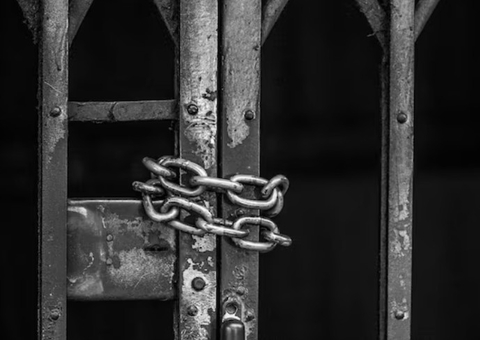 Bêbado, homem tenta invadir casa da ex-sogra e acaba preso no Amazonas