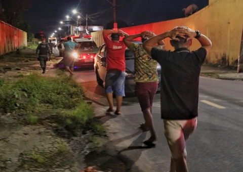 Cinco são presos em bar durante toque de recolher em Manaus 