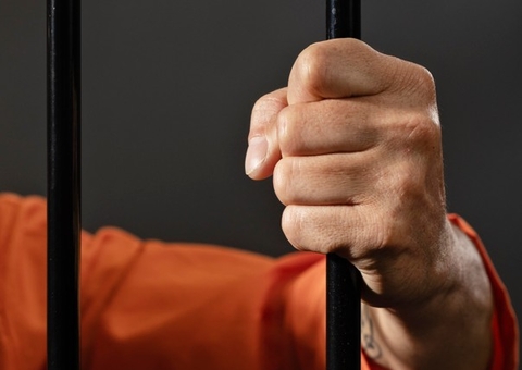 Pai quase vai preso após filho emprestar moto e cometer assalto no Centro 