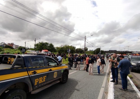 Policiais rodoviários federais são mortos a tiros na BR-116 em Fortaleza 