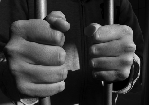 Trio é perseguido e preso após fazer arrastões em bairro de Manaus