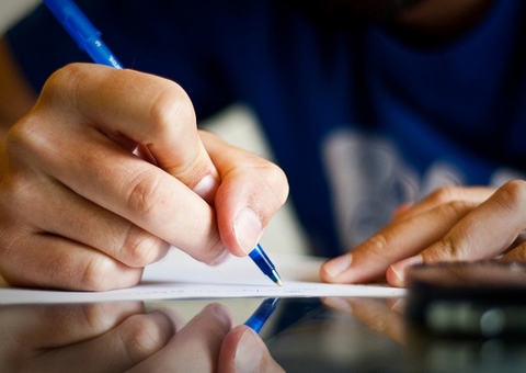 Aberta inscrições para Processo Seletivo com salário de até R$ 6 mil no AM