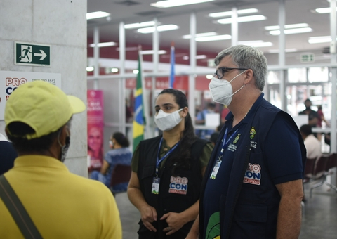 Agência bancária é autuada por descumprimento à lei das filas em Manaus