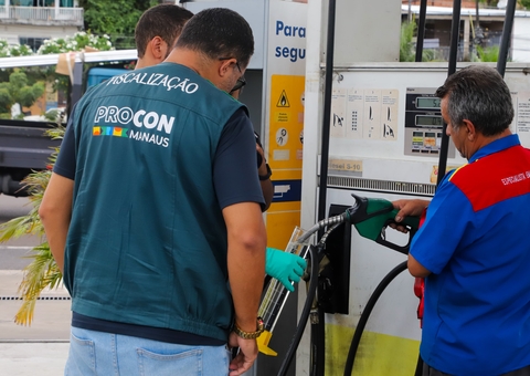 Procon divulga pesquisa de preços dos combustíveis em Manaus