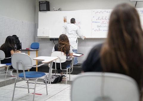 Inscrições para concurso do IFAM com salário de até R$ 9,6 mil iniciam hoje