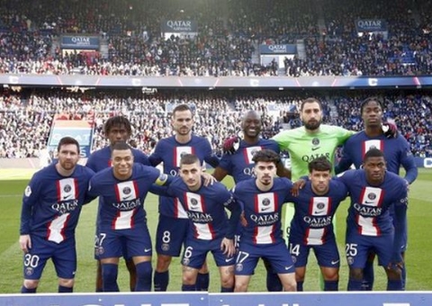 Sergio Rico, goleiro do PSG, tem alta da UTI após cinco semanas